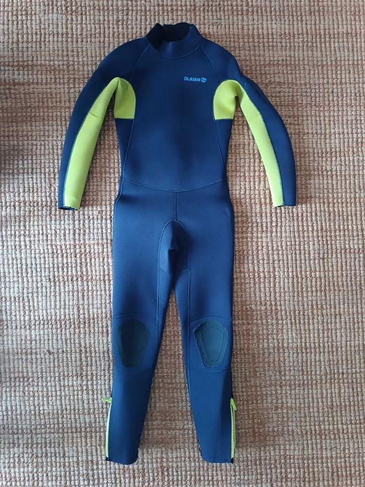 Fato surf Olaian 10 anos (4/3)