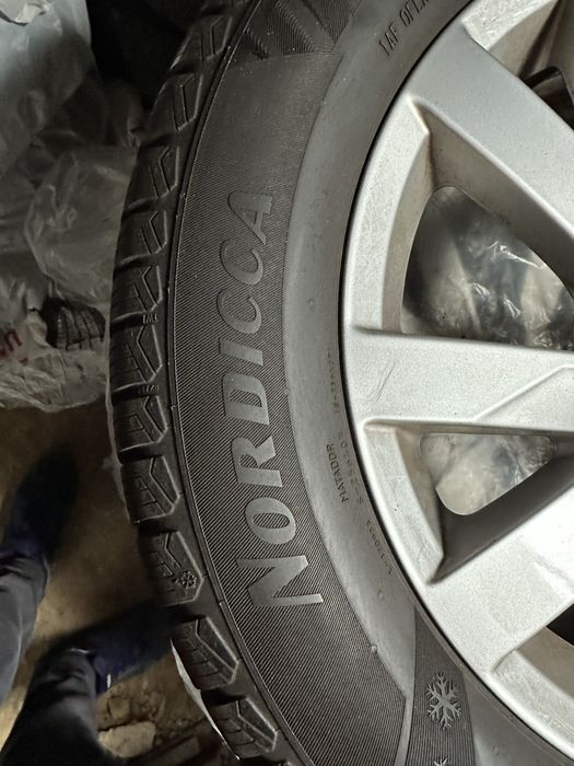 Диски 5/112 + резина 225/55/16