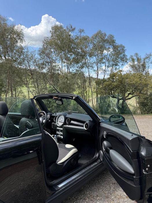 MINI Cooper Cabrio