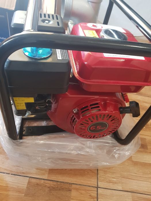 Bomba a gasolina  de puxar água