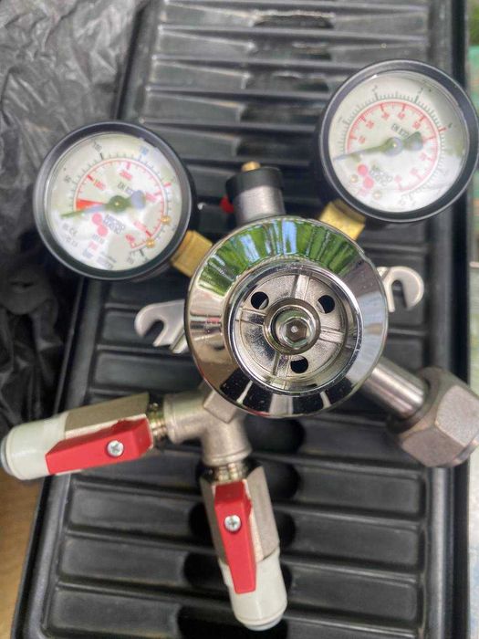 Вуглекислотний редуктор Micro Matic на 2,4виходи оригінал Новий і Б/у