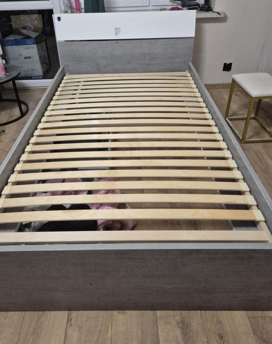 Łóżko młodzieżowe