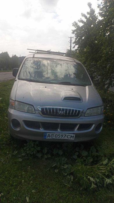 продам авто Hyundai H-1