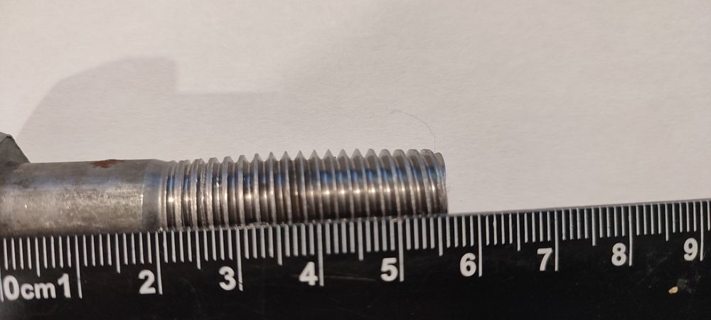 Болт 16x60 с гайкой