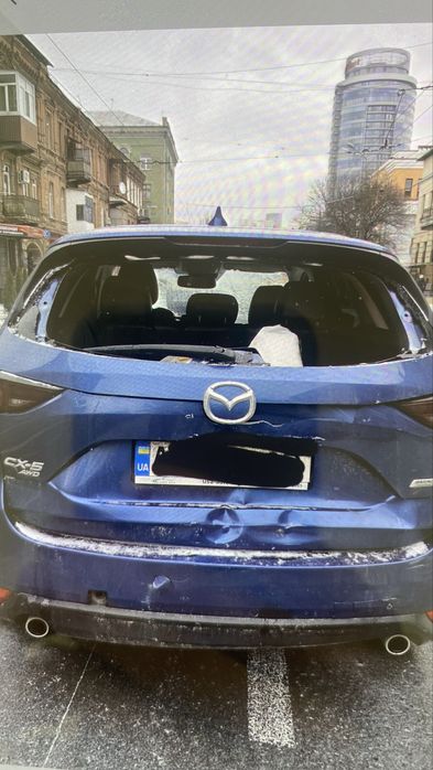 Продам задний бампер и крышку (ляду) Mazda-cx5