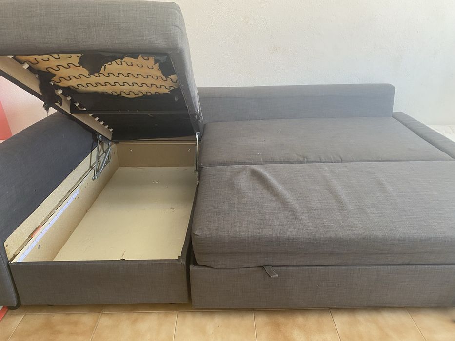 Sofá ikea com almofadas