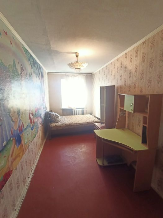 Продаю 3к квартиру ЮТЗ(кинотеатр "Юность")..