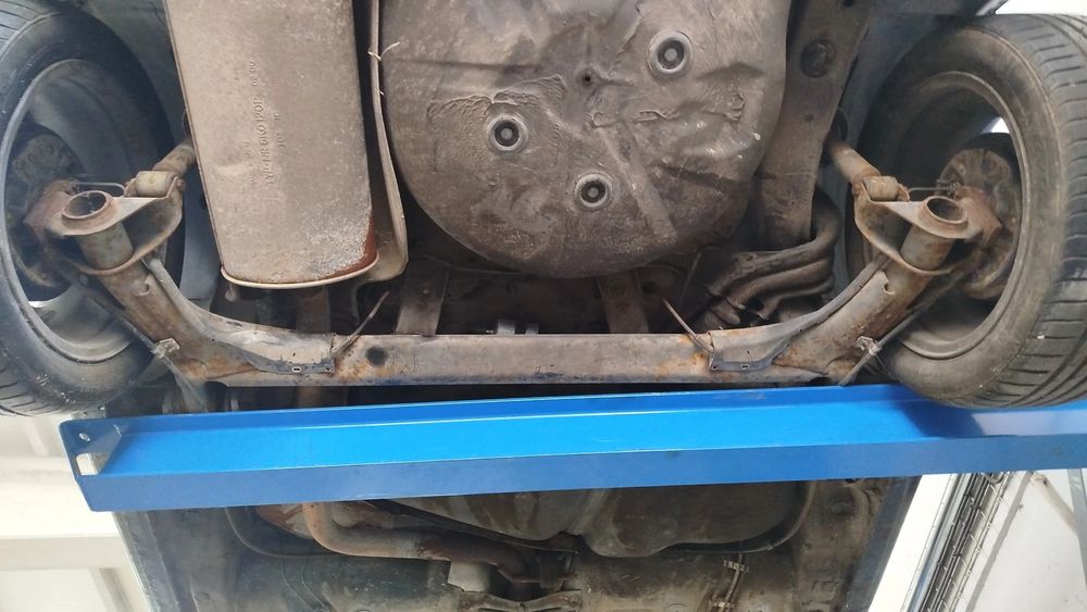 Eixo traseiro tambor SEAT Ibiza II (6K1)