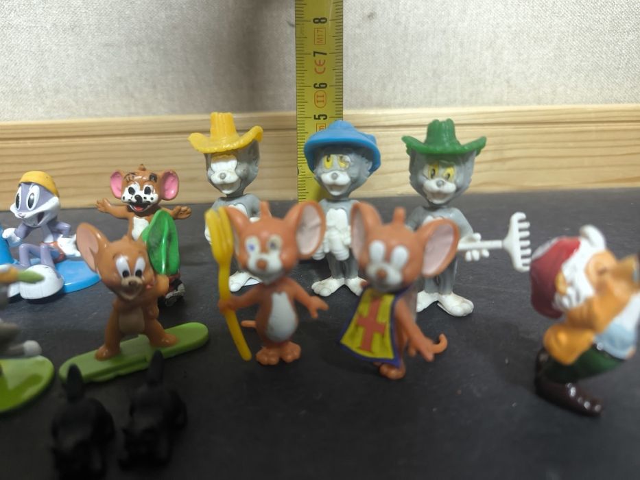 Bonecos Coleção Personagens Diversos
Conjunto de bonecos colecionáveis