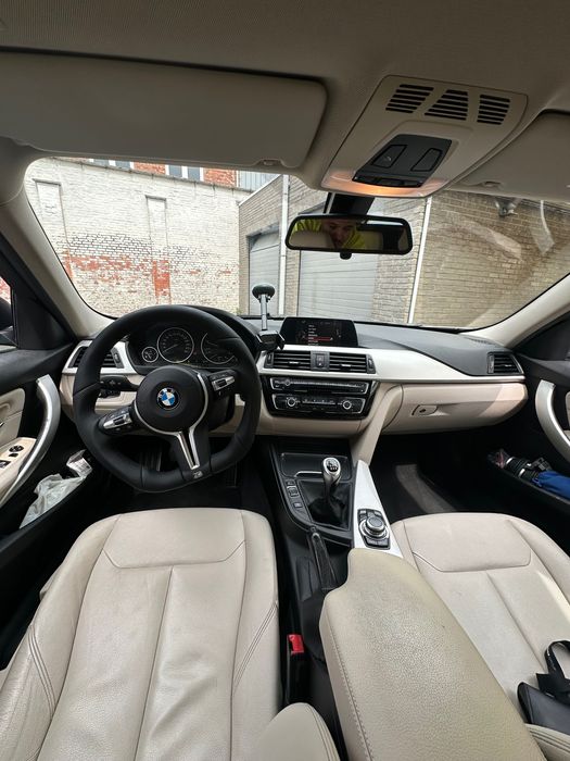 Bmw 318d Touring pack M