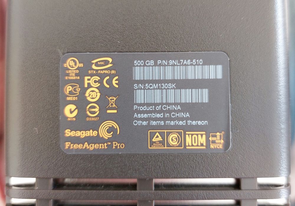 Продам зовнішній жорсткий диск HDD Seagate FreeAgent Pro 500 GB