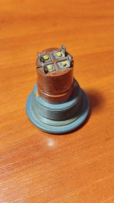 Кнопка КН-П,кнопка-команда.