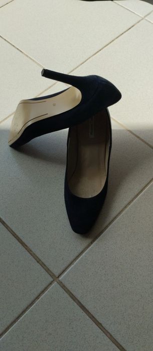 Sapatos de salto alto, azuis.Massimo Dutti