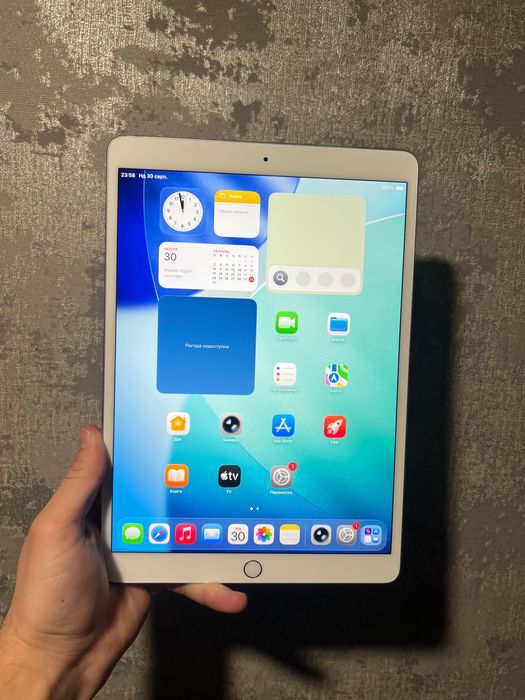 iPad Air 3 64gb ІДЕАЛ АКБ 100% 4 рази заряджався
