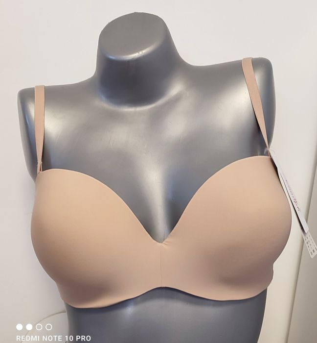 Biustonosz Triumph Stepy Soft 01 WDP push-up rozm.80D.   O754