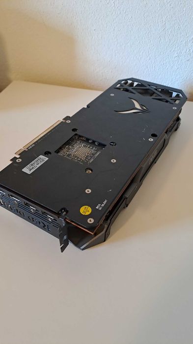 Placa gráfica AMD Radeon Powercolor Red Devil RX 5700 XT 8GB GDDR6
