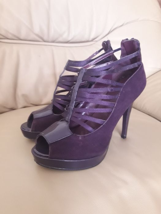 GRACELAND Fioletowe szpilki w roz 39.