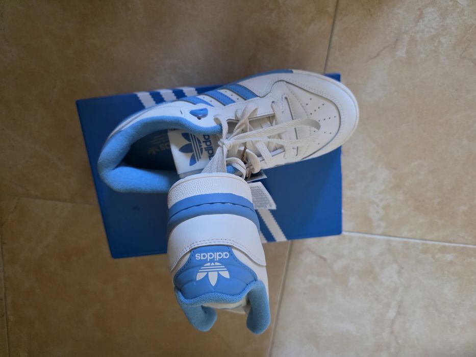 Ténis Adidas rivalry low j