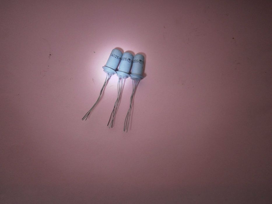 Микросхемы и транзисторы производства СССР: 141 грн. - Аксессуары и ...