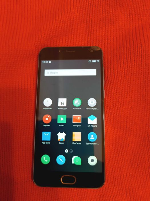 Продам телефон MEIZU M2