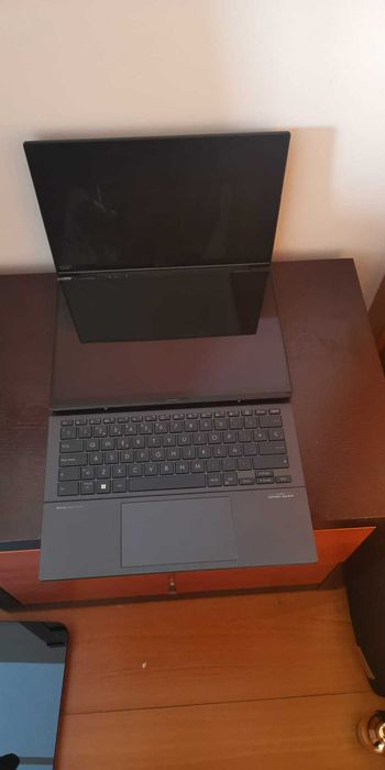 Laptop (Asus Zenbook Duo UX8406MA) – Nearly New – Price Non-Negotiable64354259906051121