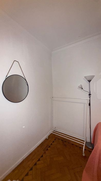 Quarto em algés