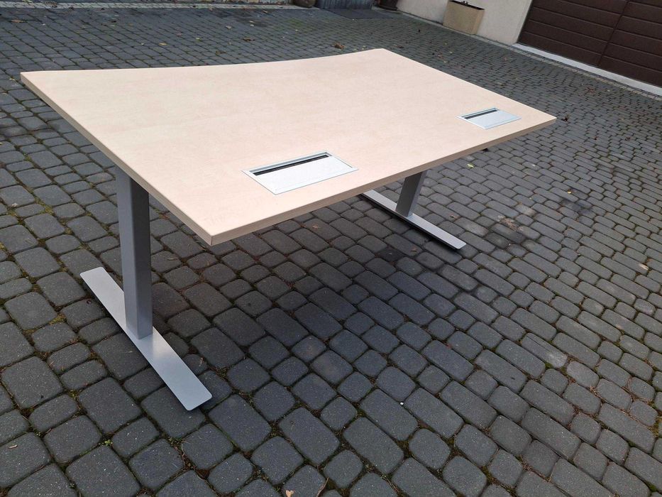 Biurko regulowane 140 / 90