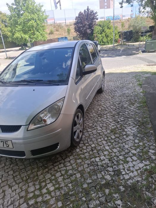 Mitsubishi colt 207