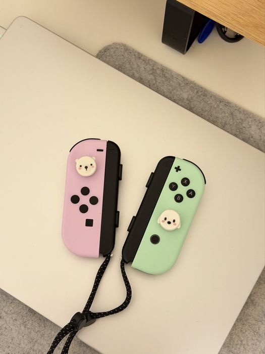 Контролери Joy-Con Pastel для Nintendo Switch + накладки у подарунок
