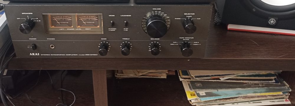 Підсилювач AKAI AM 2450