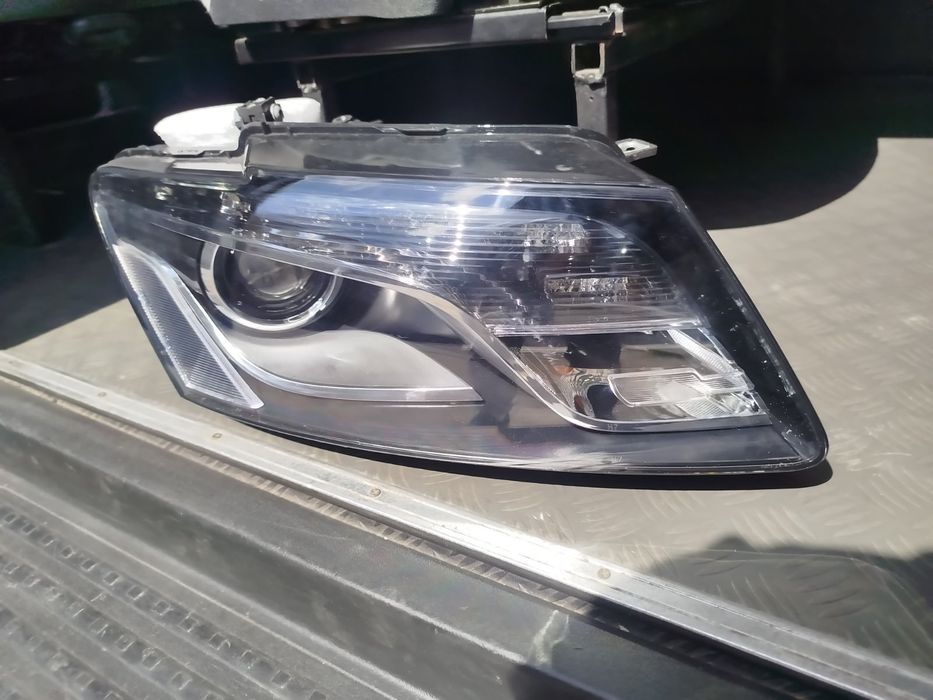 Фара audi q5 права ауді Q5 Ауди Q5
