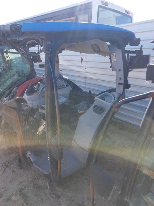 Kabina ciągnika New Holland