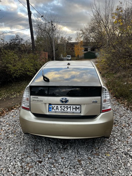 Сдам в аренду Приус 30 на газу!