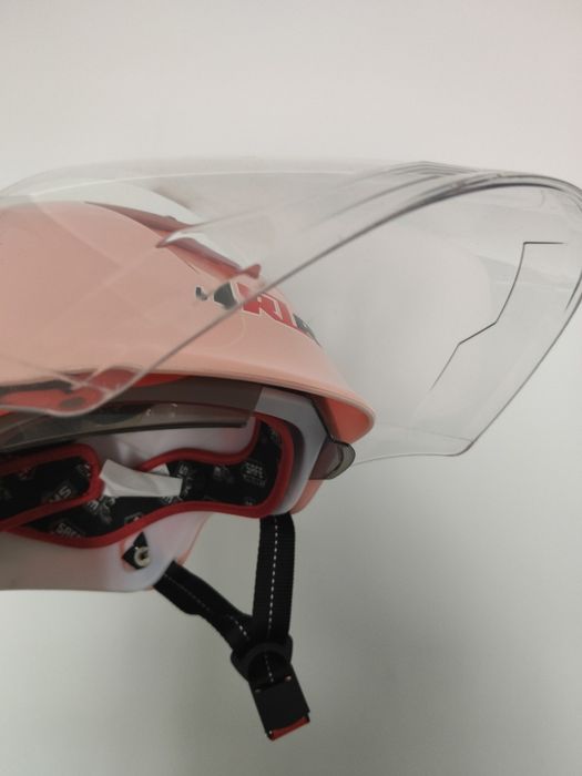 Capacete de mota cor-de-rosa - Sistema Twin Shield