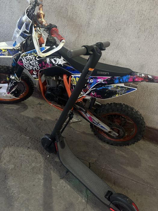 Продам электросамокат