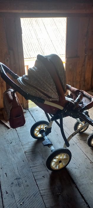 Коляска дитяча..