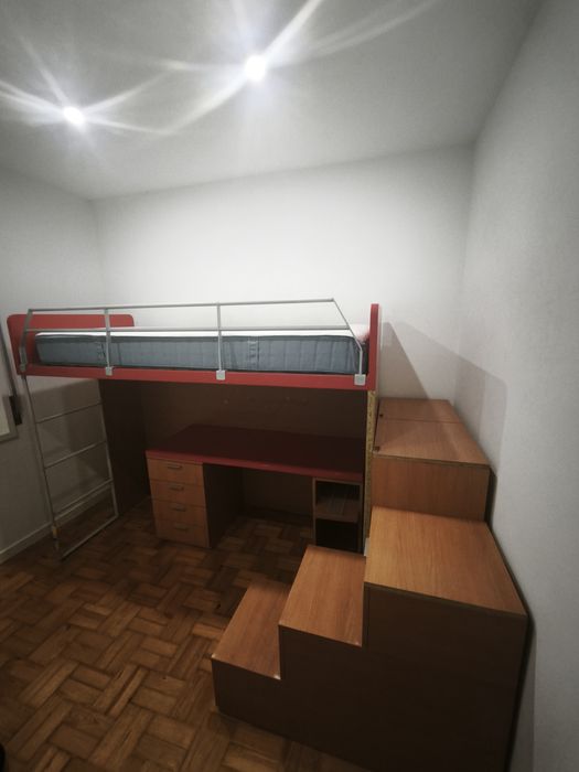 Cama Estúdio com secretária criança
