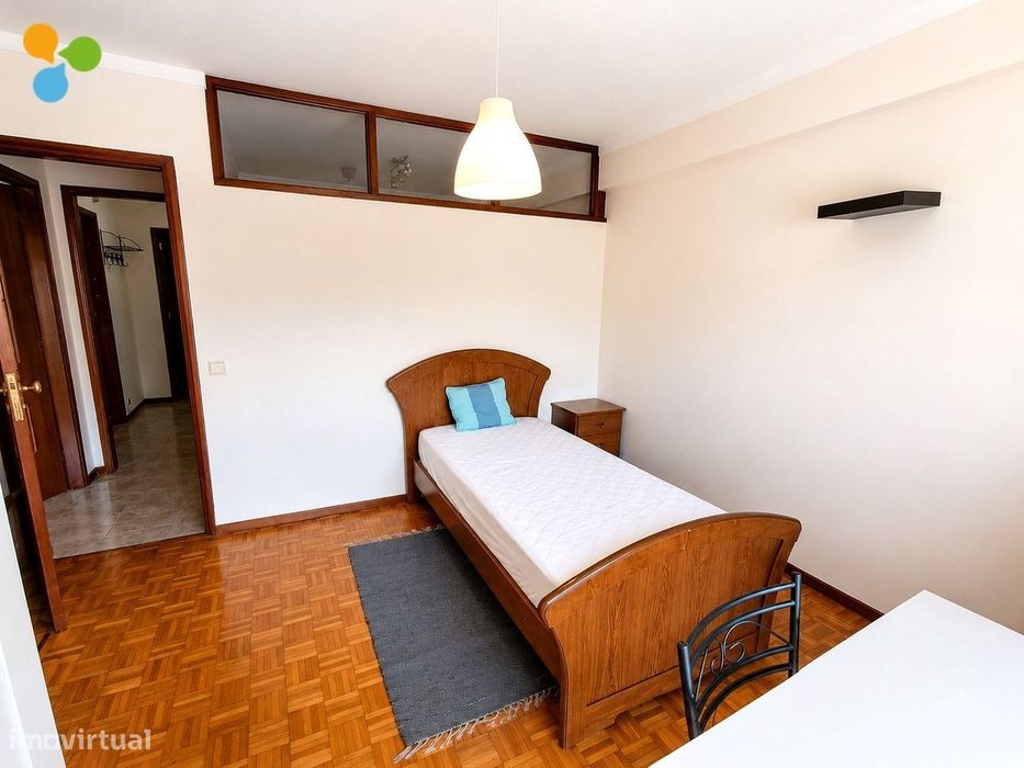 T2 Room Rental in Paranhos, Porto