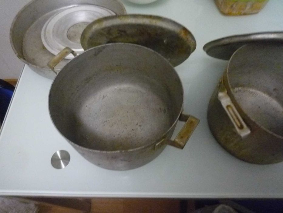 кастрюли алюминиевые и эмалированные