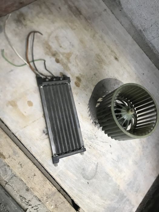 Вентилятор печки на Ауди А-6 С4