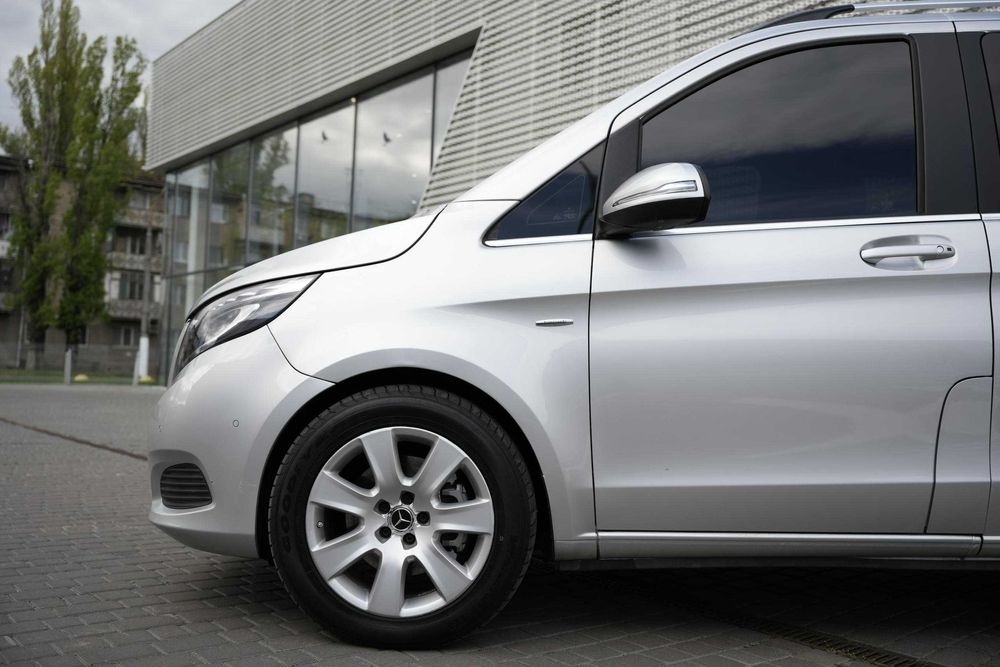 Mercedes-Benz V-Class