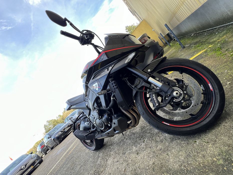 Suzuki Katana 1000