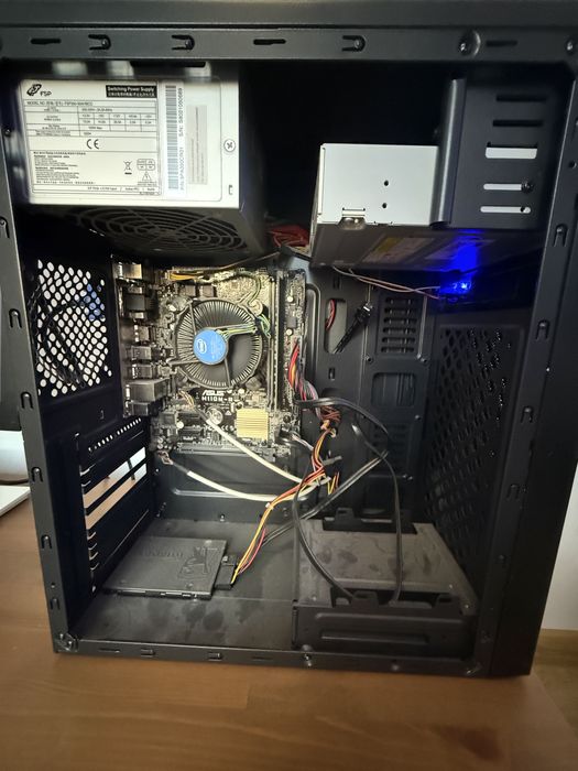 Intel core I7 7700 8gb ddr  4 kingsotn