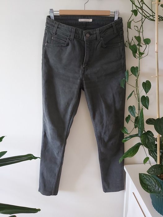 Spodnie Levi's Levis 28 dopasowany fason s 36 m 38