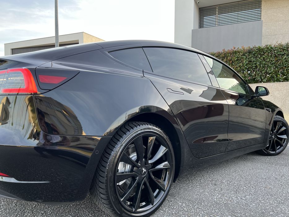 Tesla Model 3 Garatia ate 12/2028
