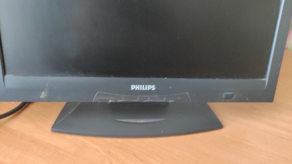 Монитор Philips в идеальном состоянии