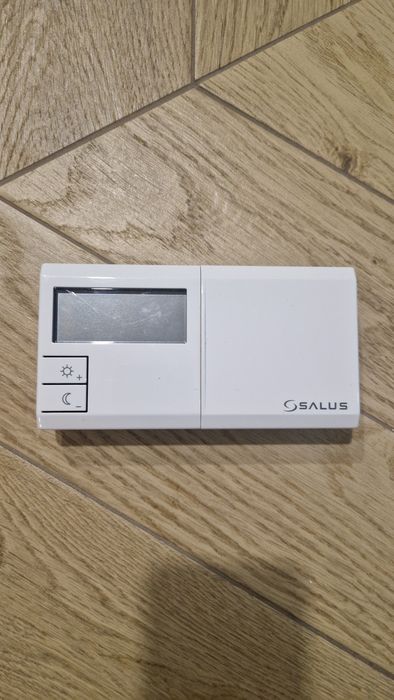 SALUS 091FLRD regulator temperatury bezprzewodowy