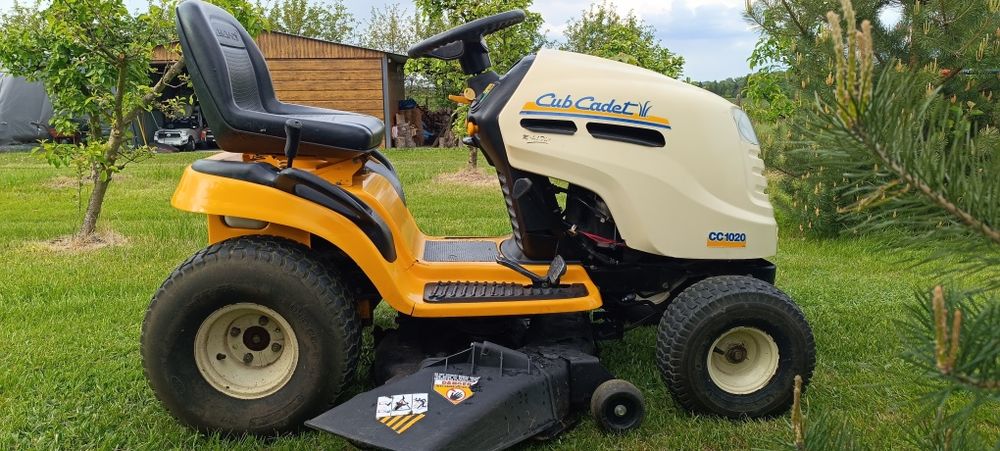 Traktorek ogrodowy kosiarka  CubCadet CC 1020  20km