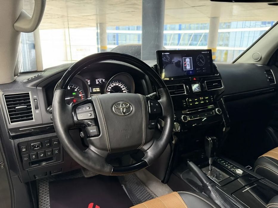 Land Cruiser 200