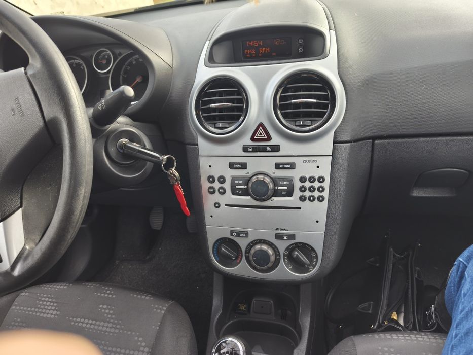 Opel corsa usado de 2011